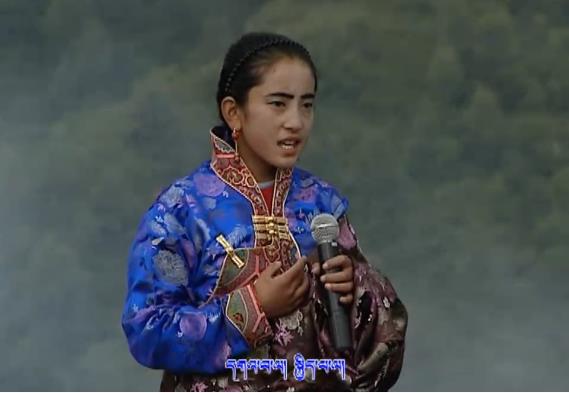 ཅོ་ནེ་རྫོང་ཁང་ཐོག་སློབ་ཆུང་གི་དྲུག་གཅིག་རིག་རྩལ་ལེ་ཚན།