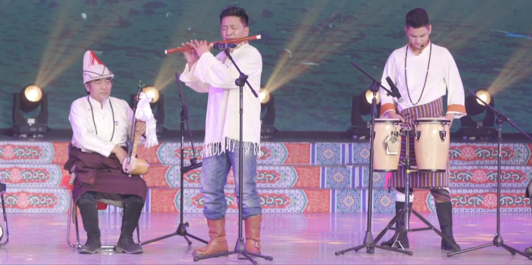 དབྱངས་ཀྱི་མཆོད་པ།